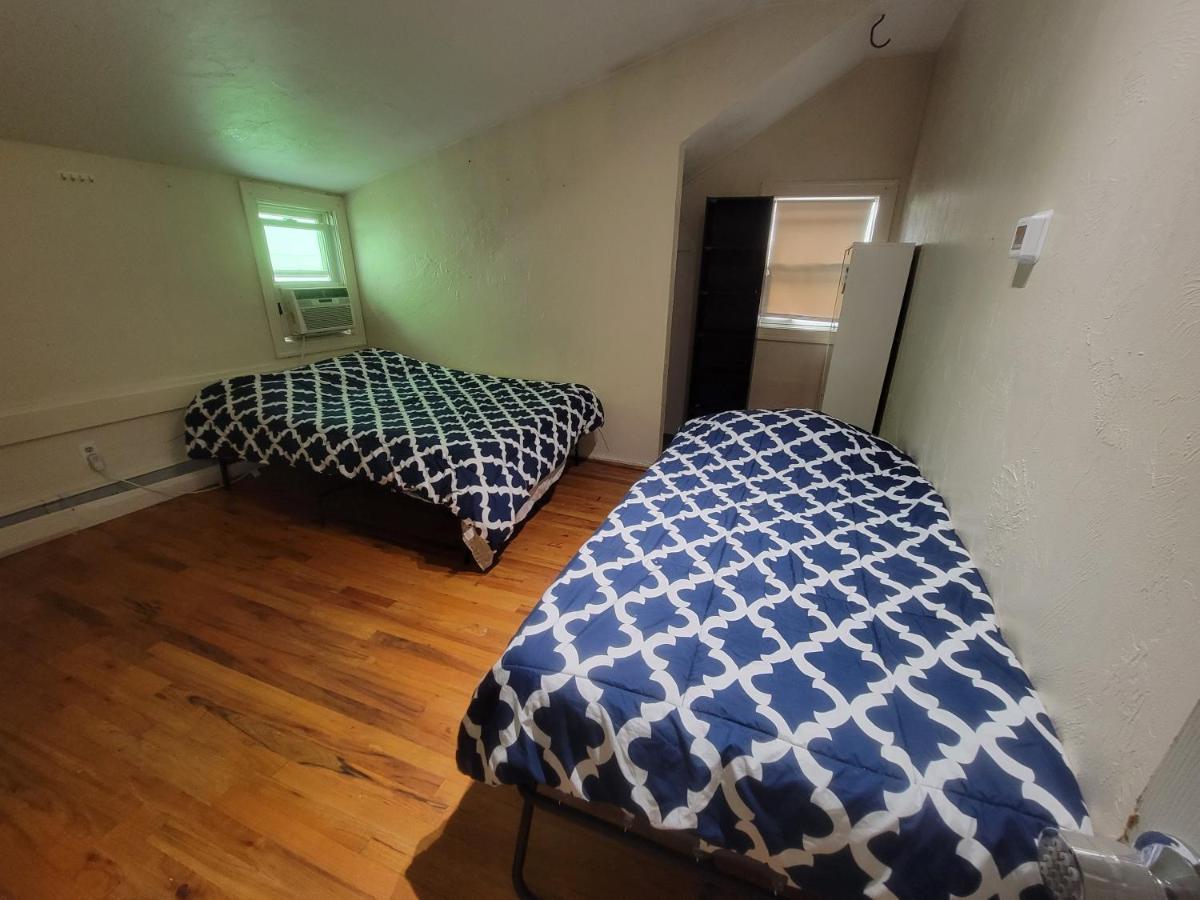 Private Bedroom Near بوسطن المظهر الخارجي الصورة