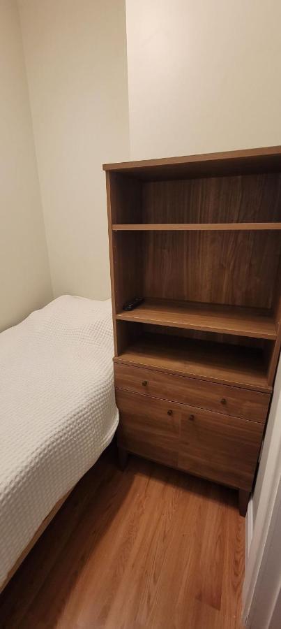Private Bedroom Near بوسطن المظهر الخارجي الصورة