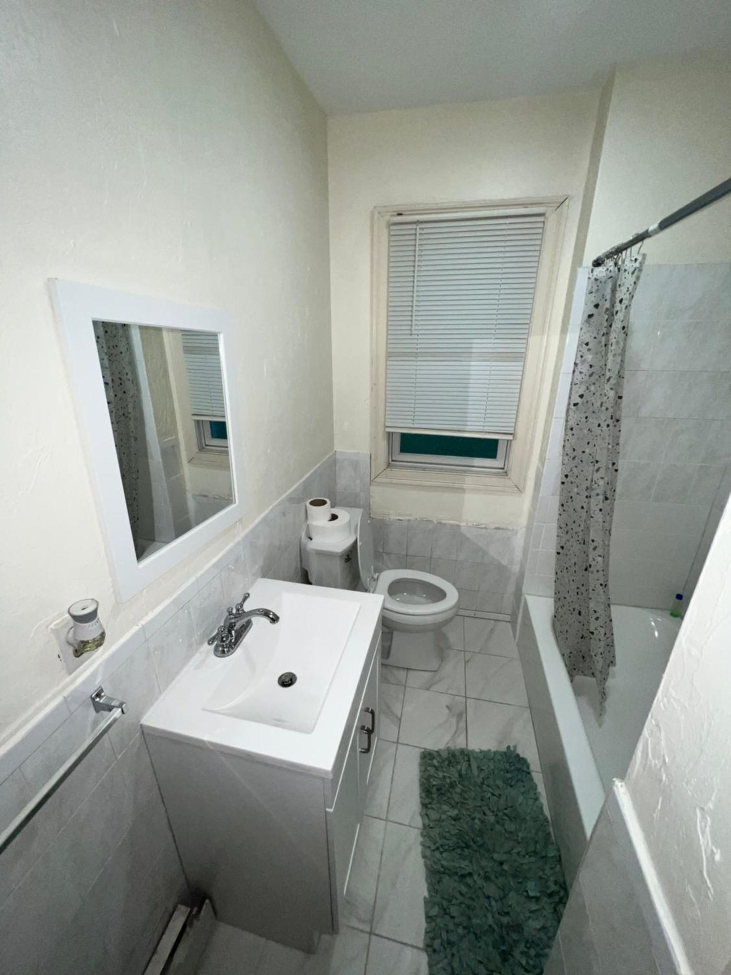 Private Bedroom Near بوسطن المظهر الخارجي الصورة