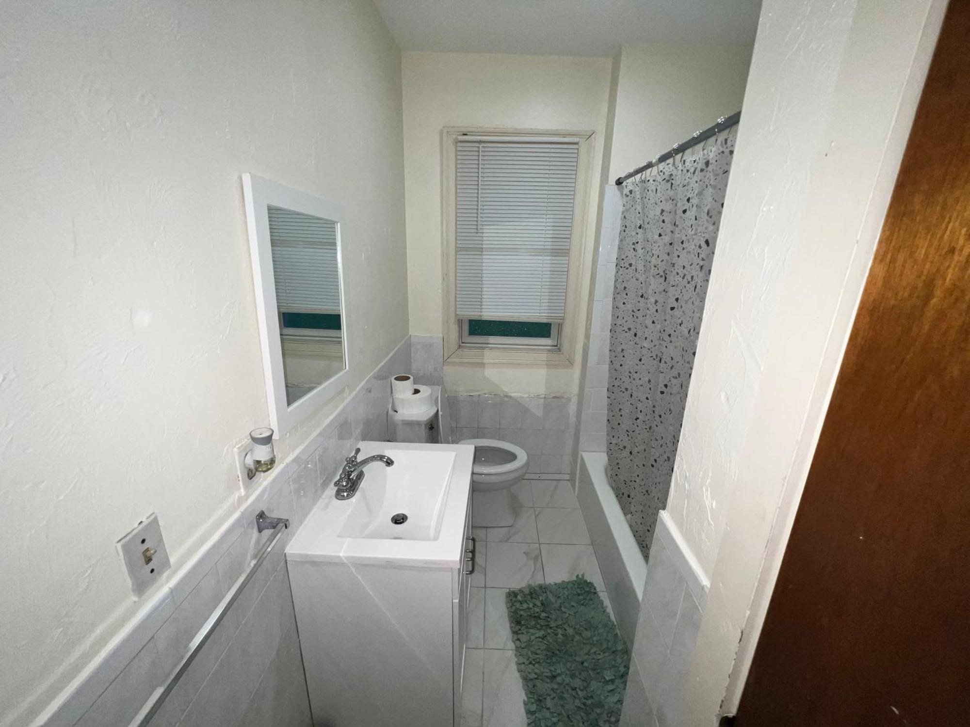 Private Bedroom Near بوسطن المظهر الخارجي الصورة