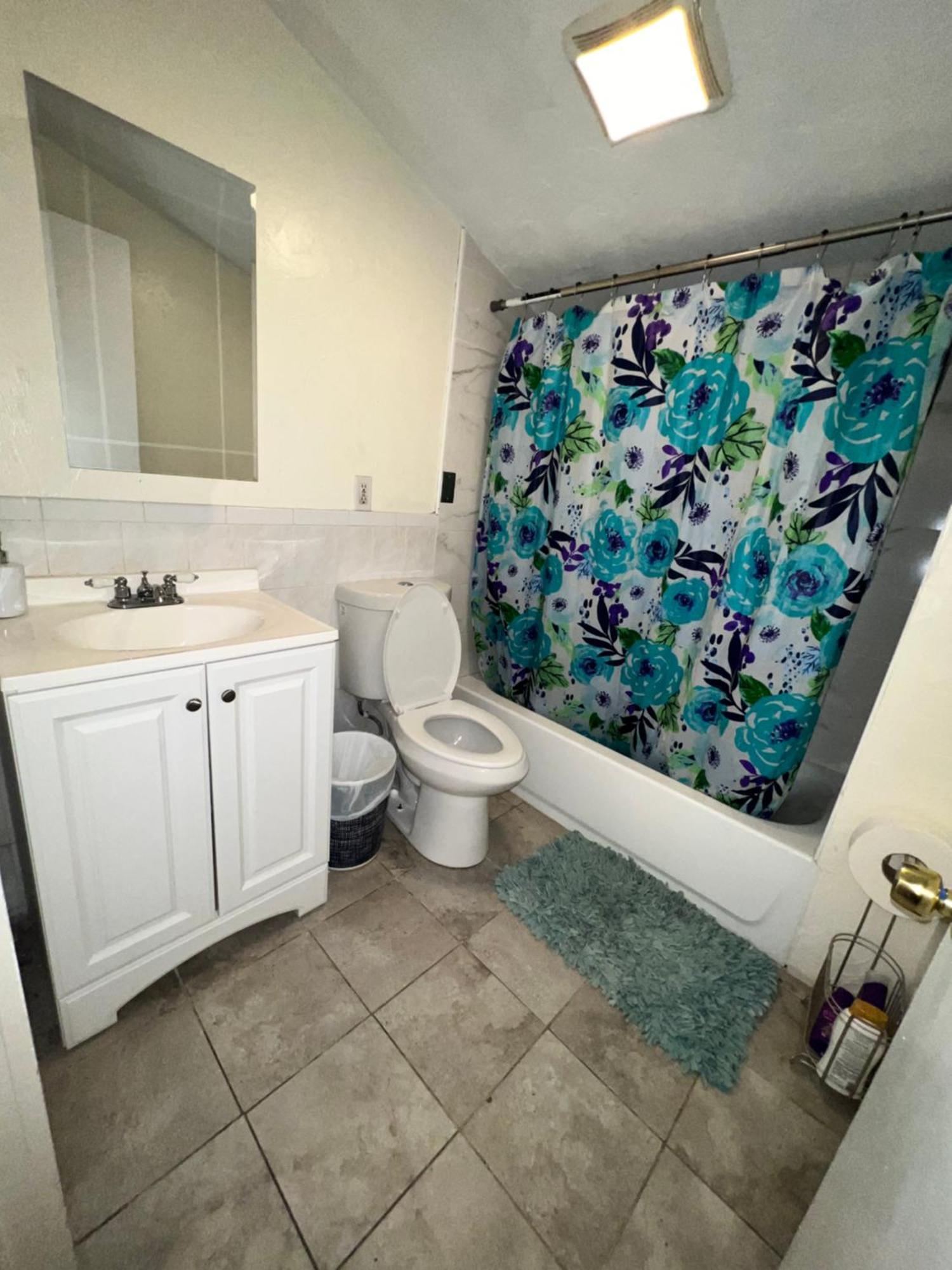 Private Bedroom Near بوسطن المظهر الخارجي الصورة