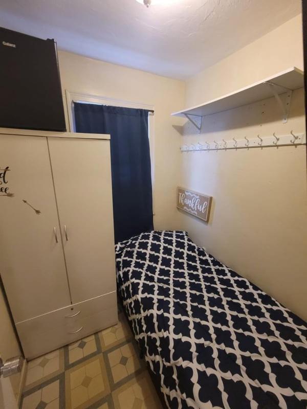 Private Bedroom Near بوسطن المظهر الخارجي الصورة