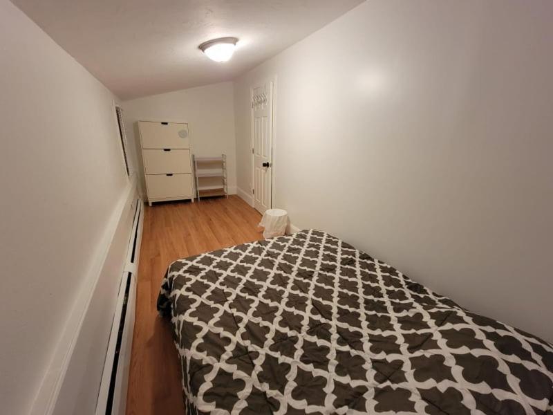 Private Bedroom Near بوسطن المظهر الخارجي الصورة